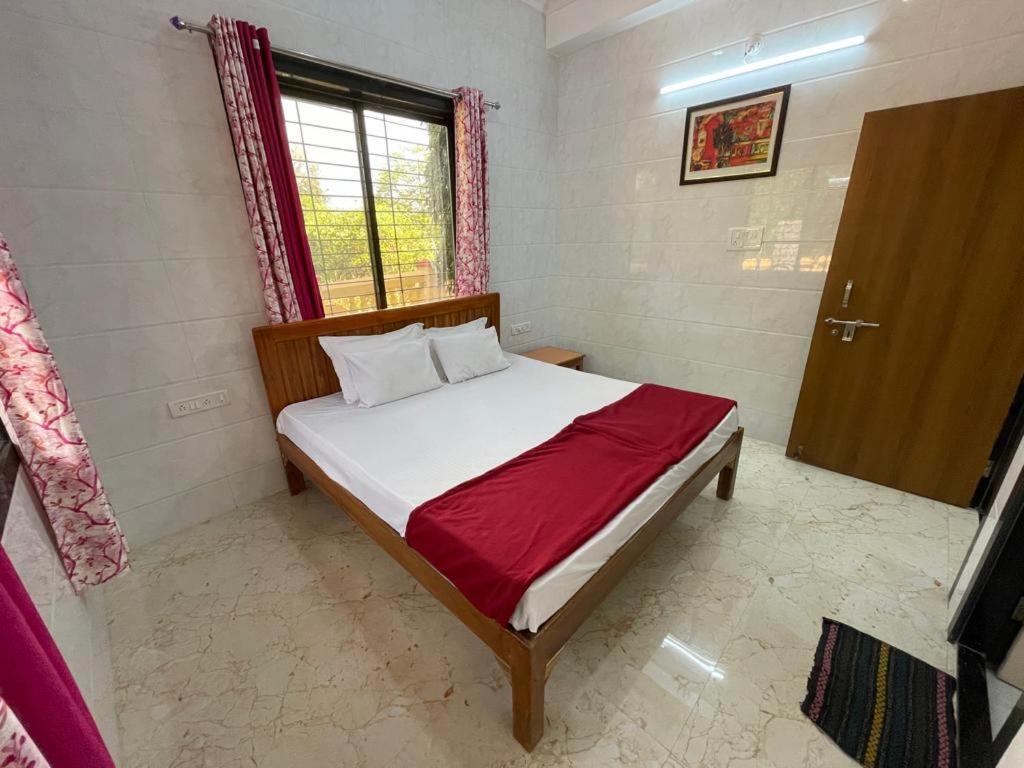 Hotel Phoenix Lonavala Extérieur photo