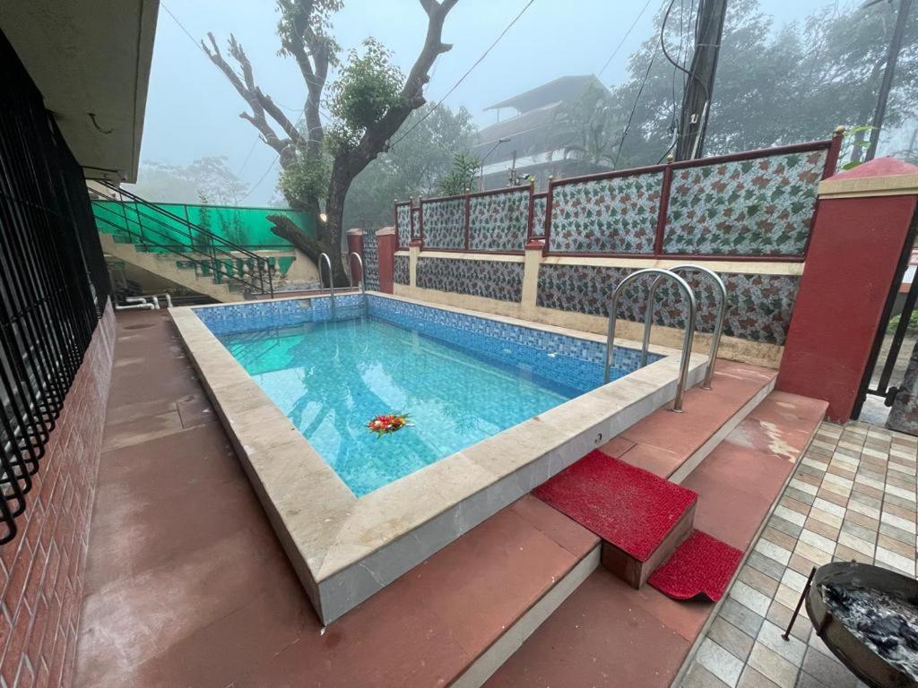 Hotel Phoenix Lonavala Extérieur photo